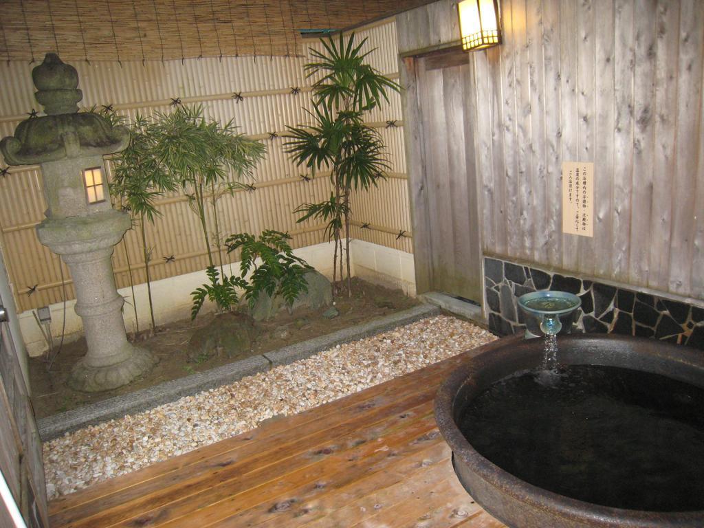 Utsumionsen Ichizu Hotel Aichi Eksteriør billede