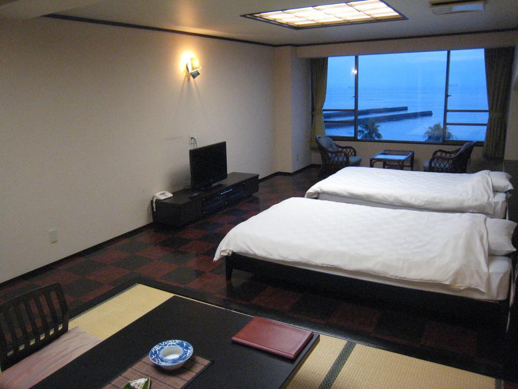 Utsumionsen Ichizu Hotel Aichi Eksteriør billede