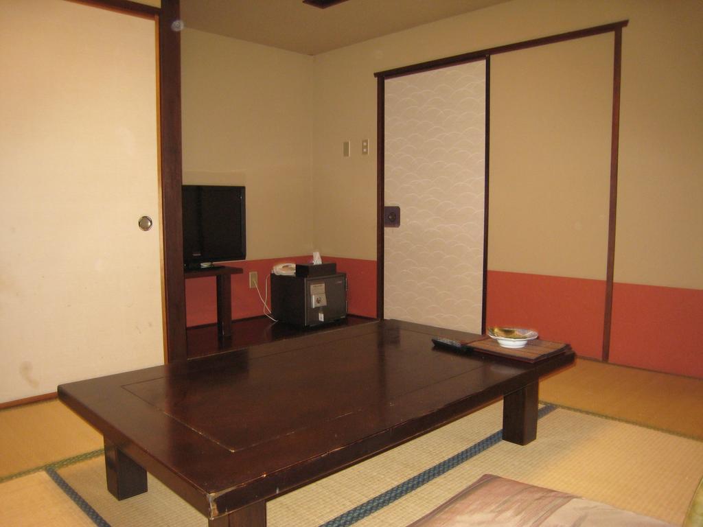 Utsumionsen Ichizu Hotel Aichi Eksteriør billede