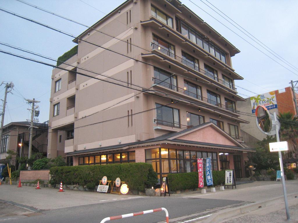 Utsumionsen Ichizu Hotel Aichi Eksteriør billede