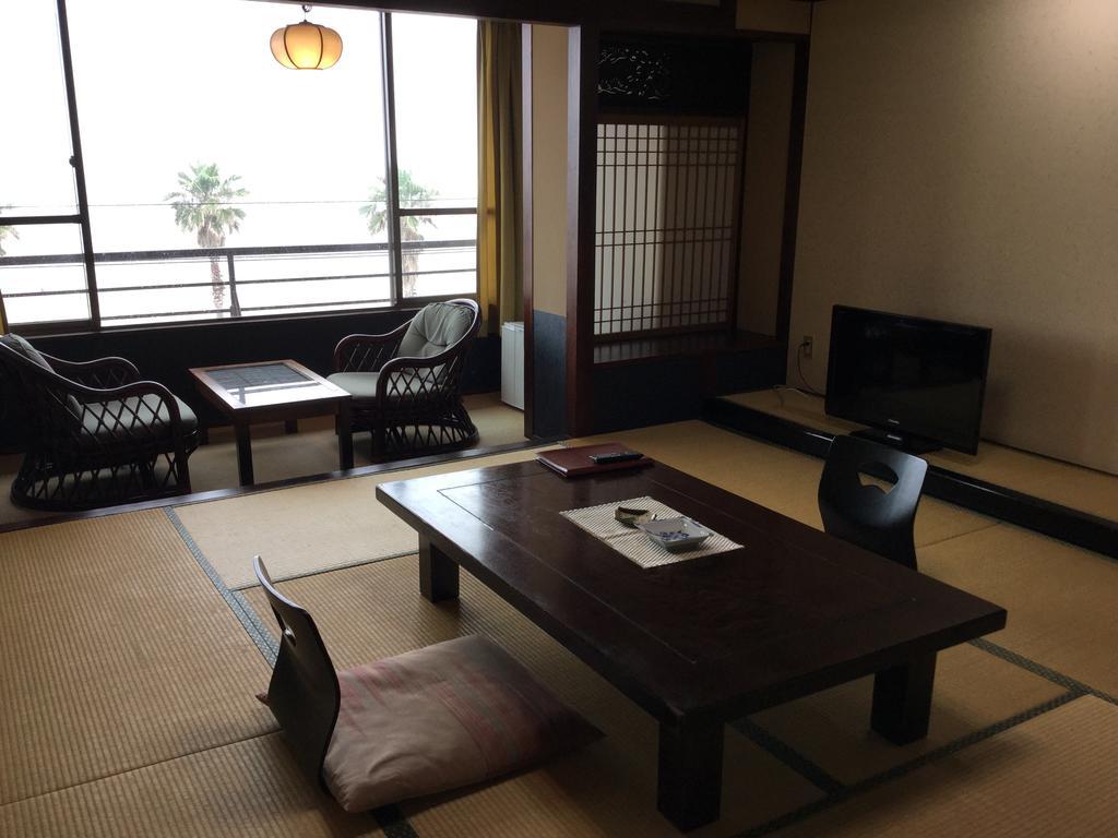 Utsumionsen Ichizu Hotel Aichi Eksteriør billede